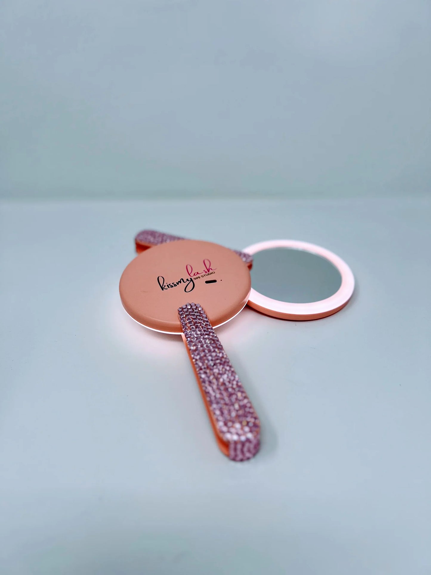 Lit & Lash – Rechargeable LED Bling Mirror-Designed by Khuyen for KISSMYLASH.509STUDIO